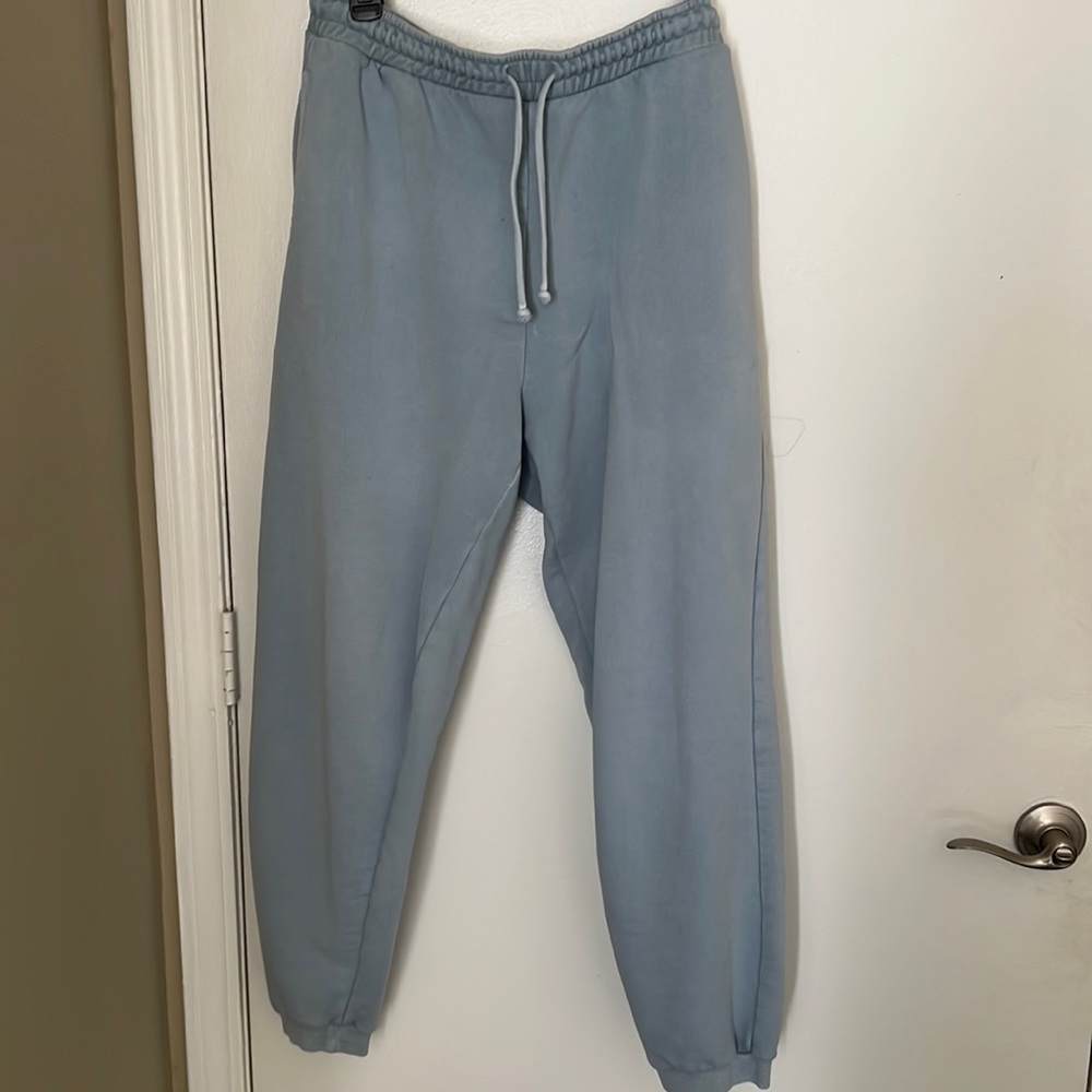 Pull&Bear blue undertone grey sweatpants/joggers in Size L